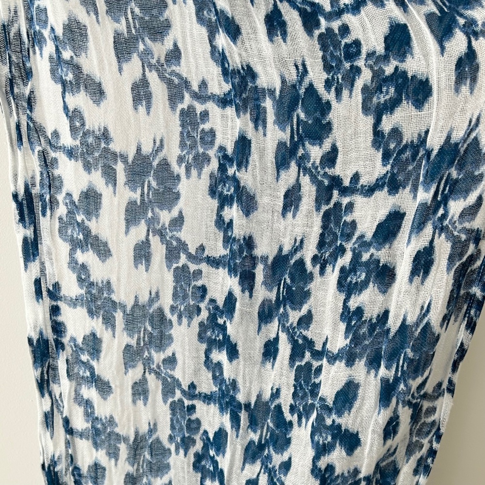 Gap Linen Blue & White Long Floral Scarf - Picture 8 of 16